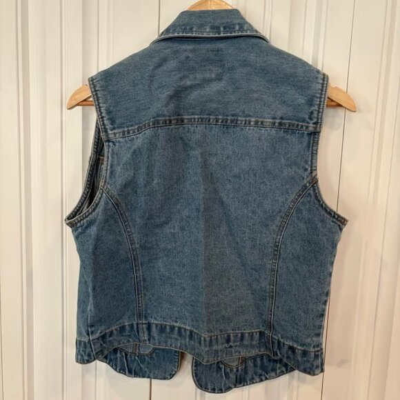 St. John’s Bay Denim Vest Size Small - Picture 2 of 6